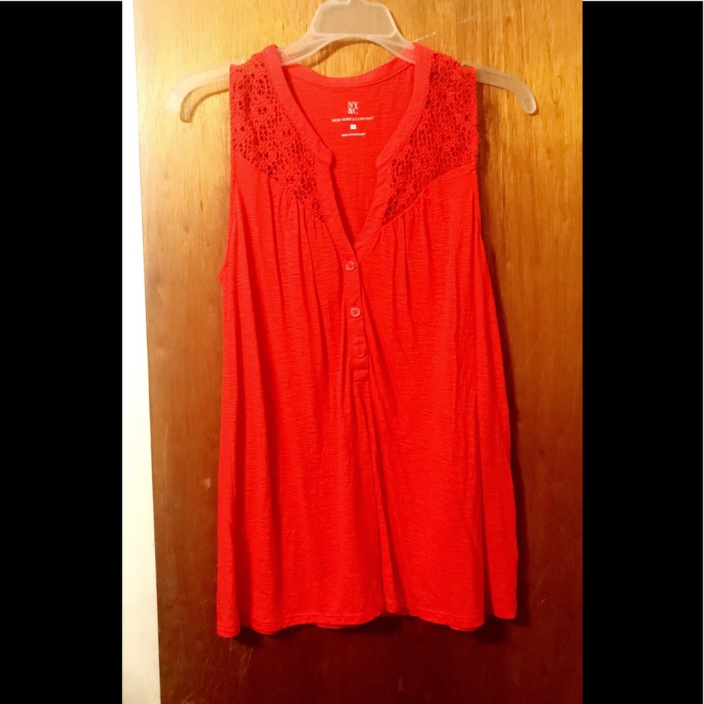 Women’s top